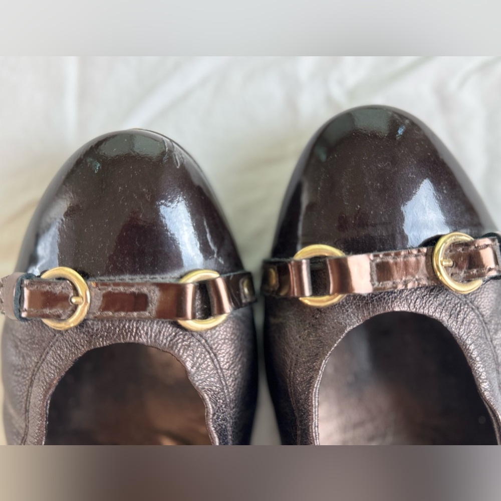AGL Chocolate Brown Heels with Patent Leather Tip - Picture 5 of 7